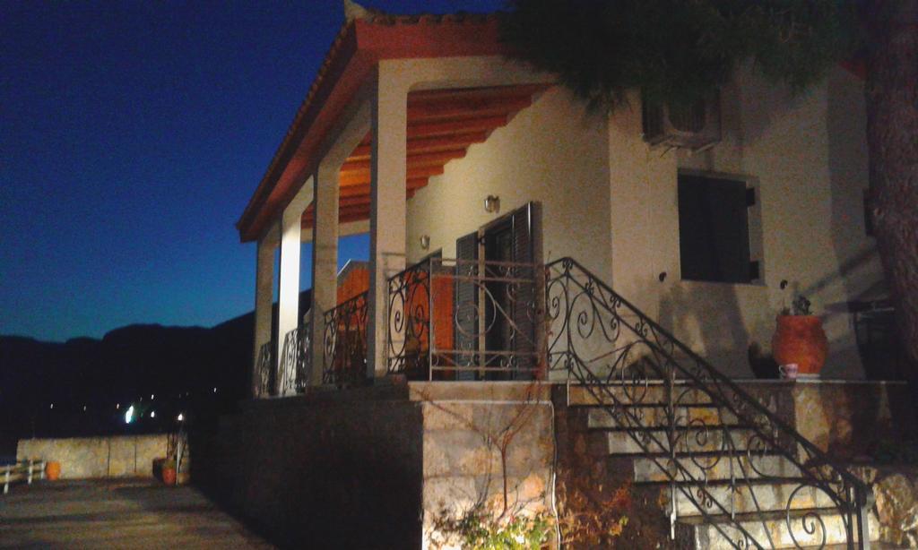 Niriides Daire Galaxídhion Dış mekan fotoğraf